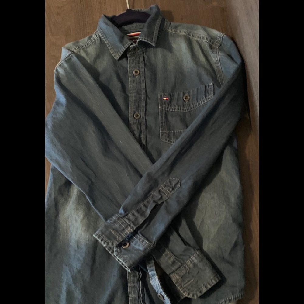 Tommy Hilfiger kids small shirt
